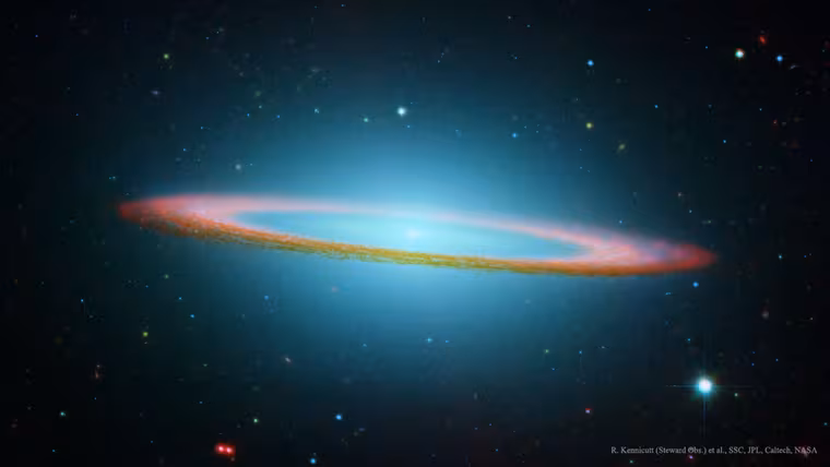 Galaxie Sombrero M104 s jasným infračerveným prstencem prachu kolem hvězdného středu