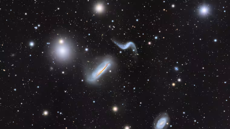 Kompaktní skupina galaxií Hickson 44 září ve Lvu