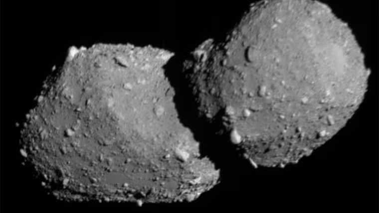 Planetka Torifune má dva výrazné laloky